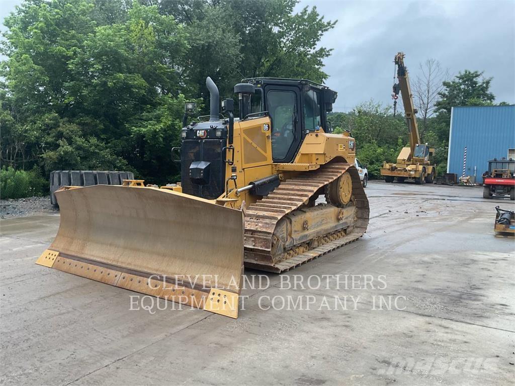 CAT D6 Kāpurķēžu buldozeri