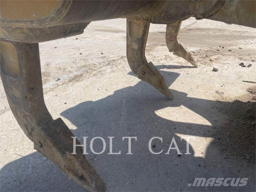 CAT D6 Kāpurķēžu buldozeri