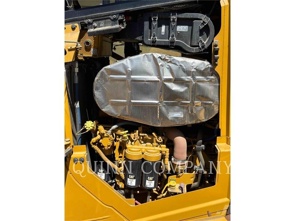 CAT D6 Kāpurķēžu buldozeri