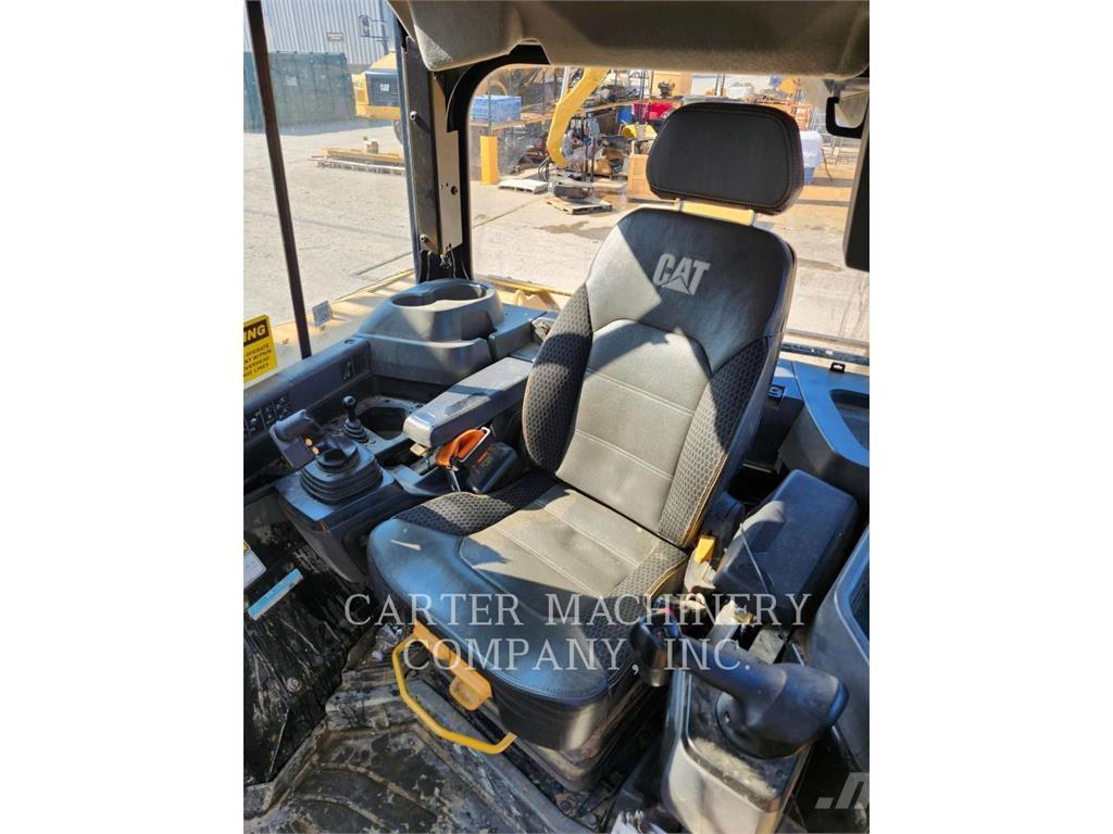 CAT D6-20LGVAR Kāpurķēžu buldozeri
