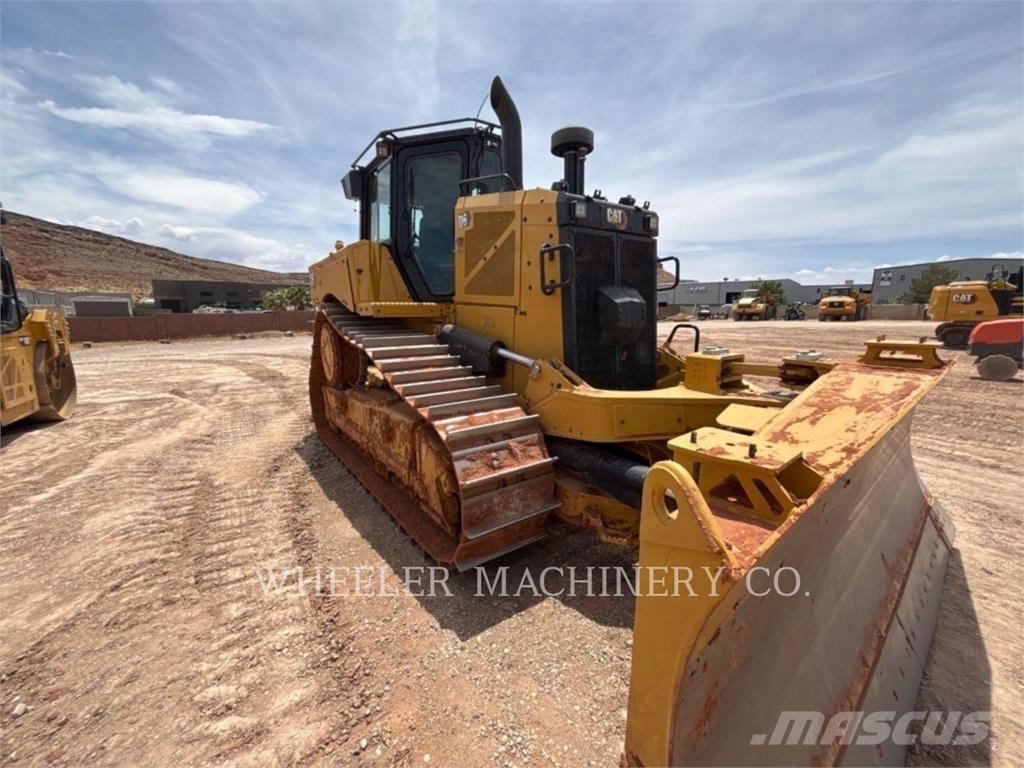 CAT D6 XL VP Kāpurķēžu buldozeri