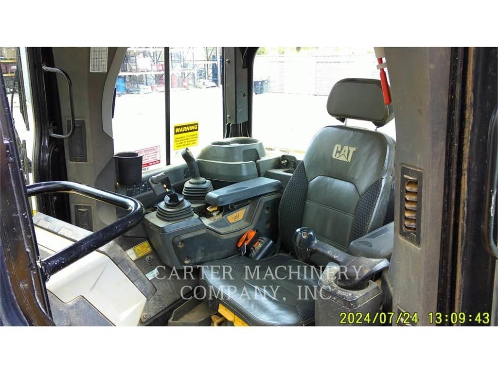 CAT D6-XWVP AR Kāpurķēžu buldozeri