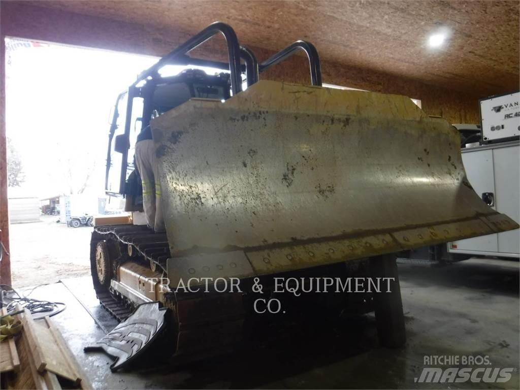 CAT D6K Kāpurķēžu buldozeri