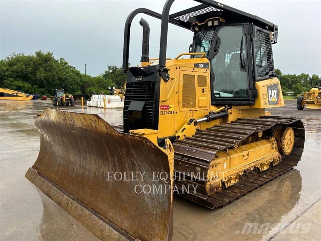 CAT D6K2LGPA Kāpurķēžu buldozeri