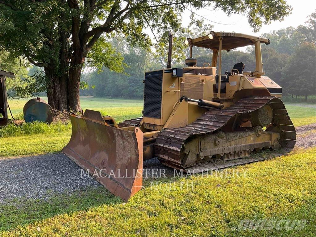 CAT D6ML Kāpurķēžu buldozeri