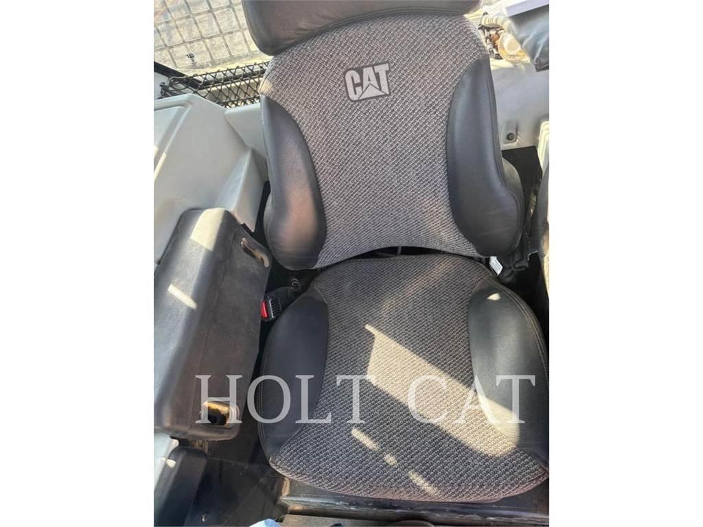 CAT D6N Kāpurķēžu buldozeri