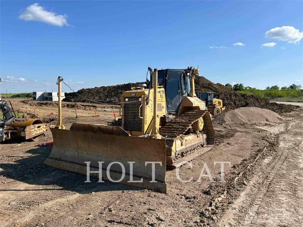 CAT D6N Kāpurķēžu buldozeri