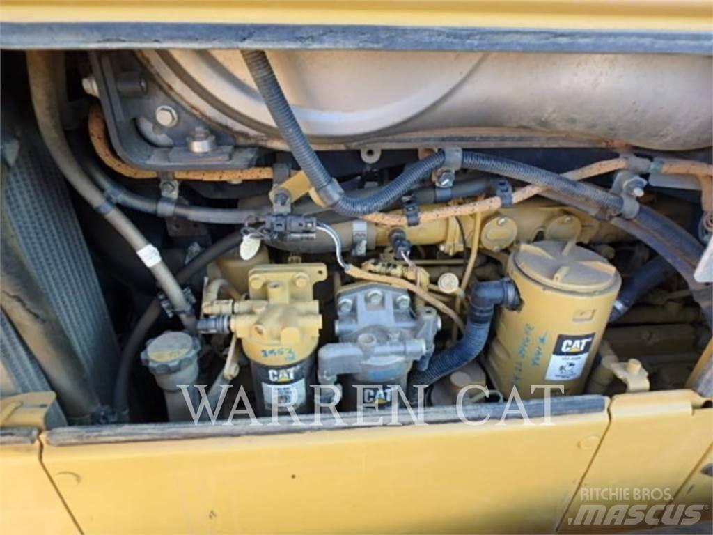 CAT D6N 4XLPAT Kāpurķēžu buldozeri