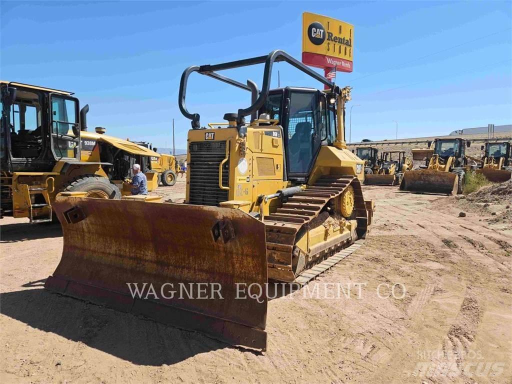 CAT D6N XL Kāpurķēžu buldozeri