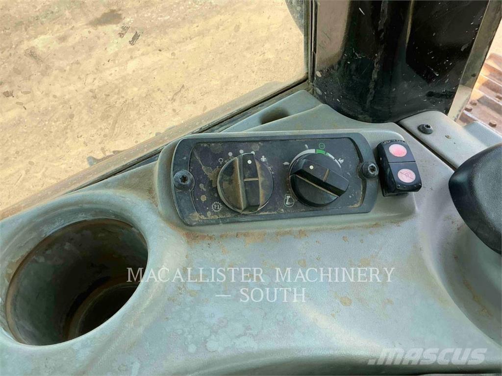 CAT D6NLGP Kāpurķēžu buldozeri