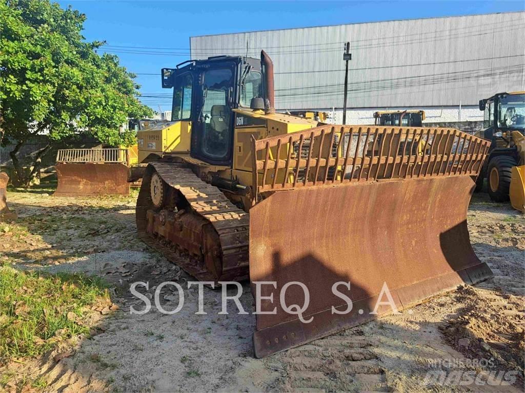 CAT D6NXL Kāpurķēžu buldozeri