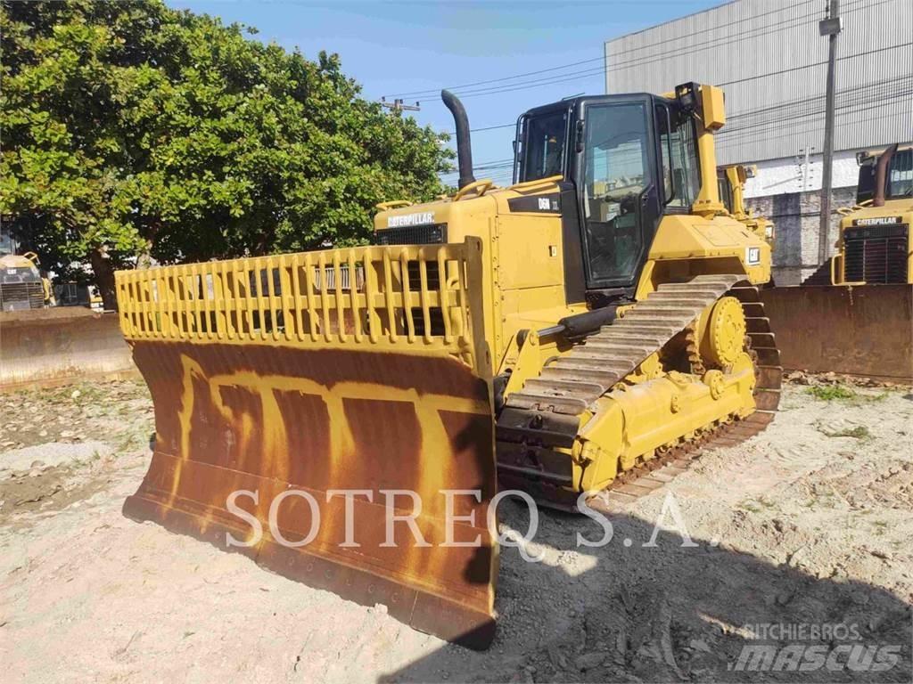 CAT D6NXL Kāpurķēžu buldozeri
