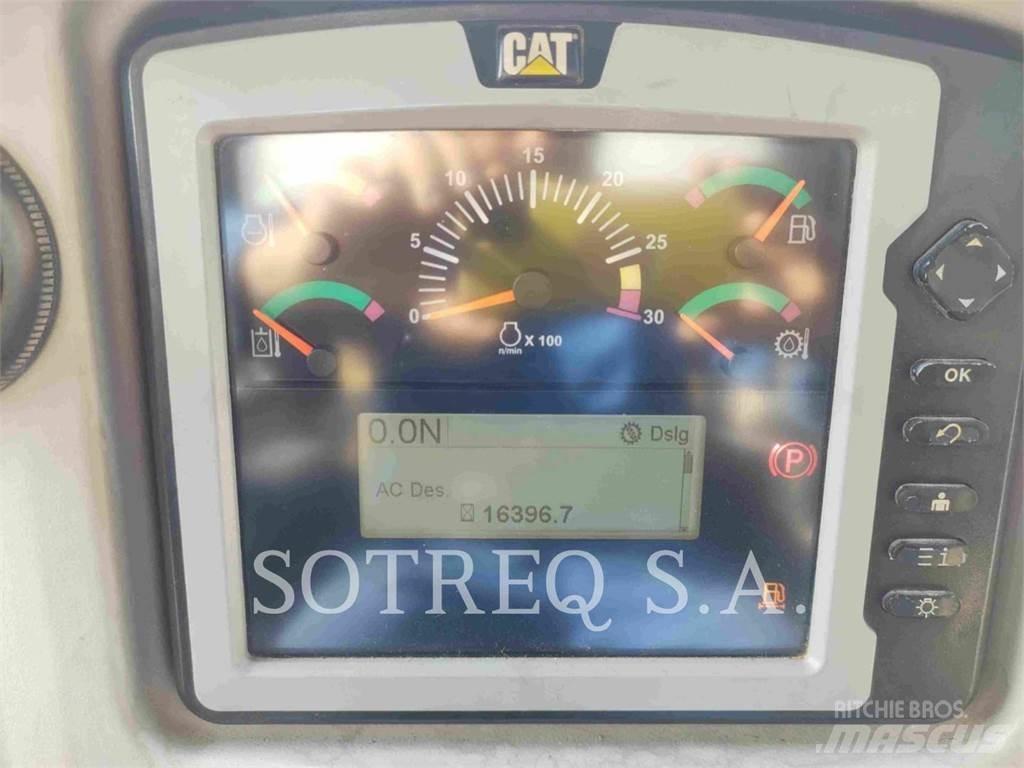 CAT D6NXL Kāpurķēžu buldozeri