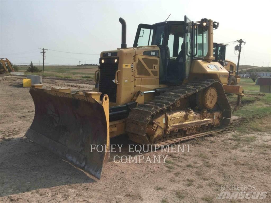 CAT D6NXL Kāpurķēžu buldozeri