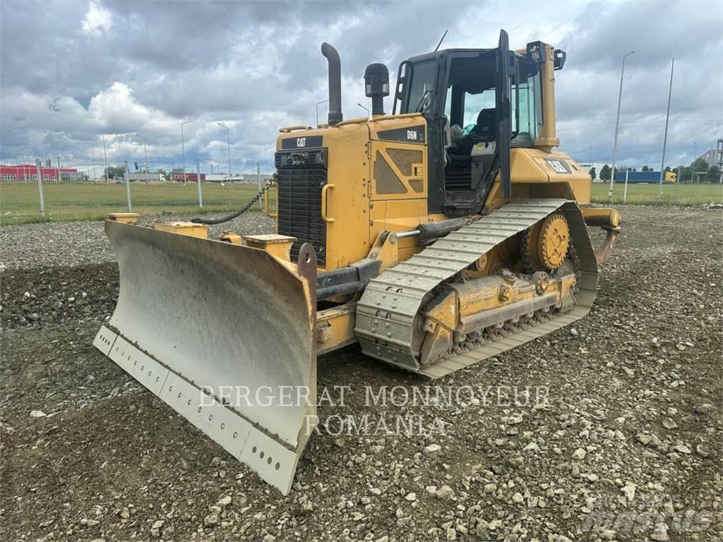 CAT D6NXL Kāpurķēžu buldozeri