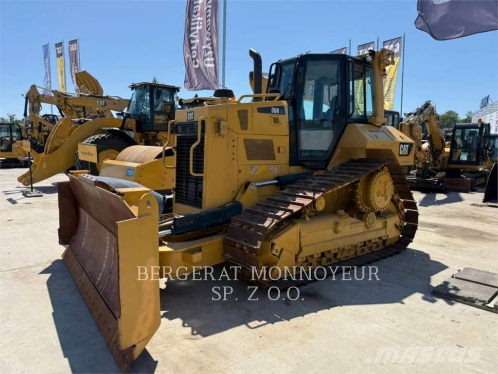 CAT D6NXL Kāpurķēžu buldozeri