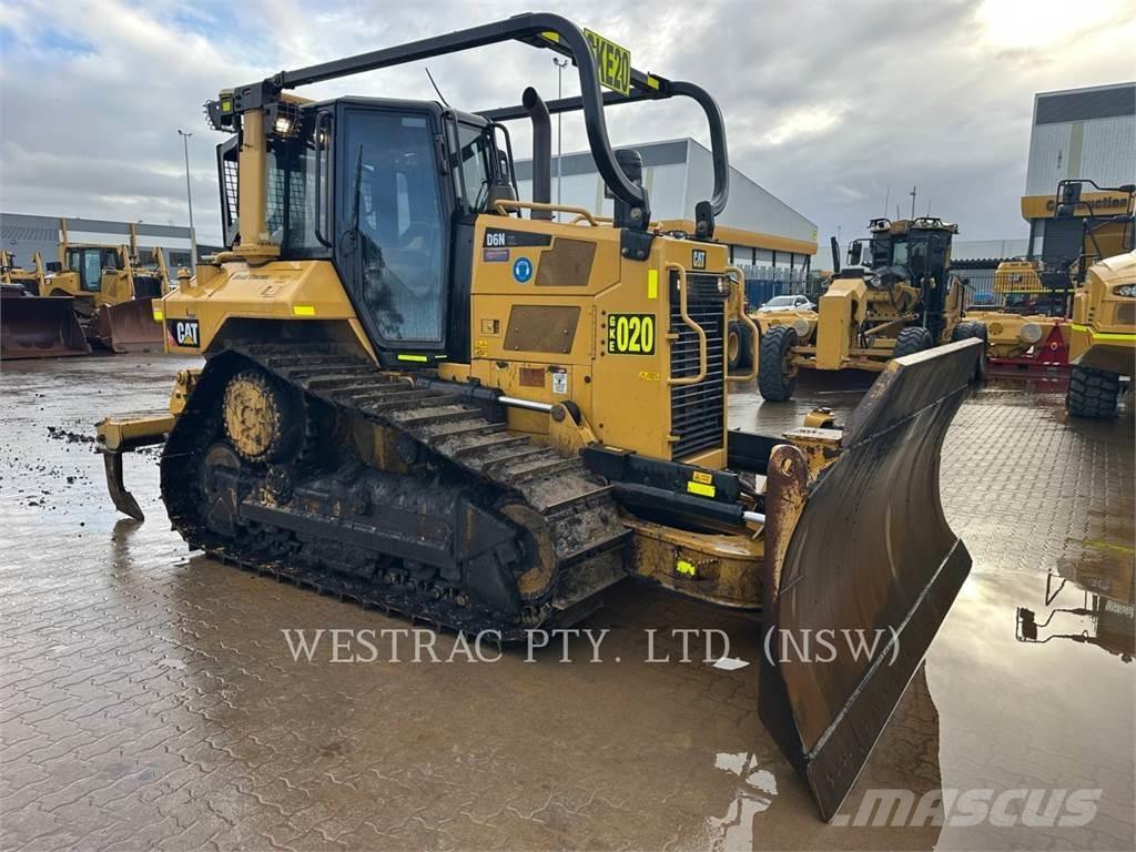 CAT D6NXL Kāpurķēžu buldozeri