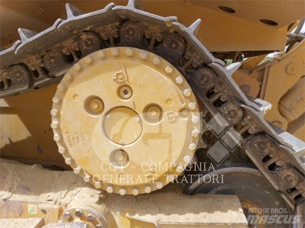 CAT D6R Kāpurķēžu buldozeri