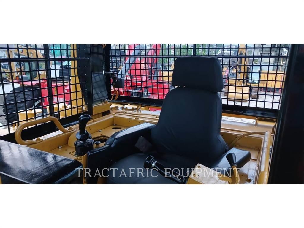 CAT D6RXL Kāpurķēžu buldozeri