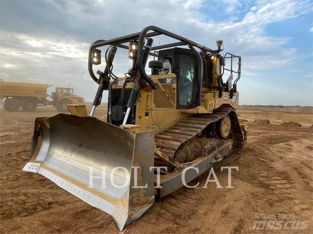 CAT D6T Kāpurķēžu buldozeri