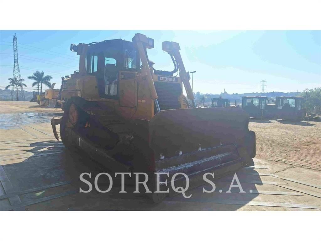 CAT D6T Kāpurķēžu buldozeri