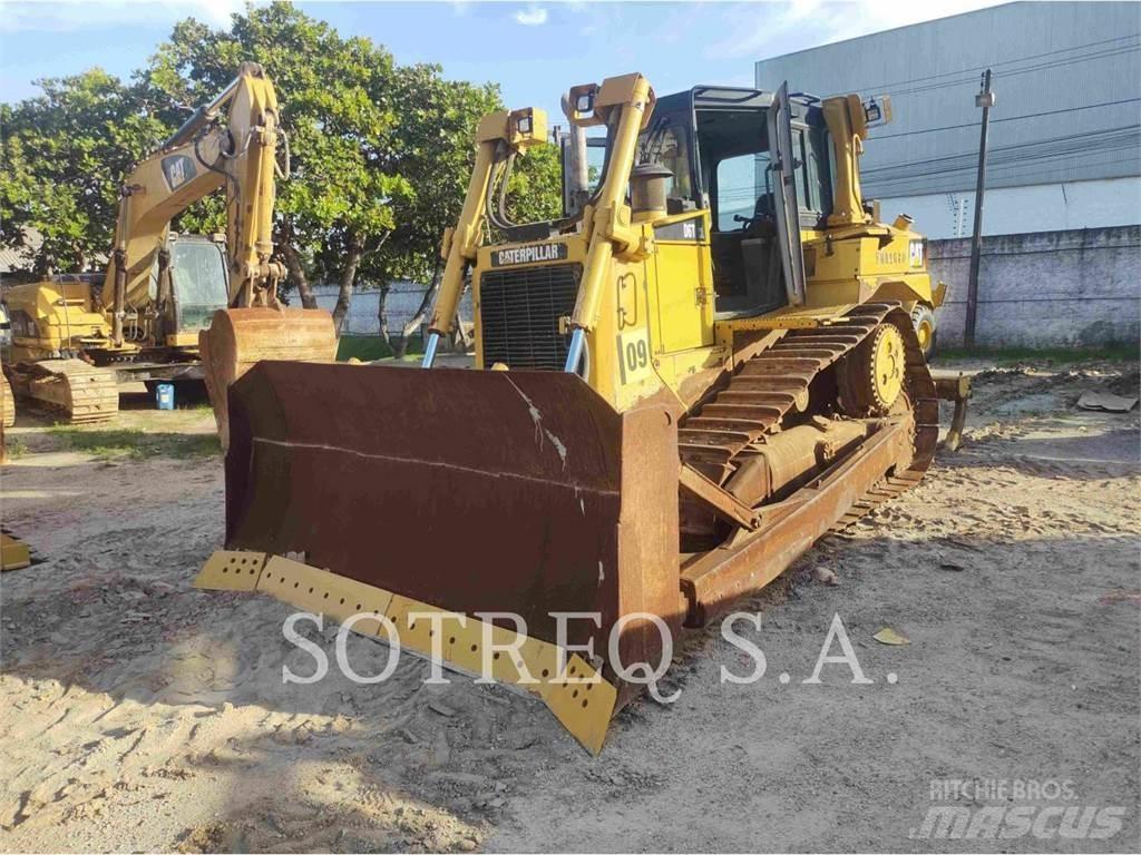 CAT D6T Kāpurķēžu buldozeri