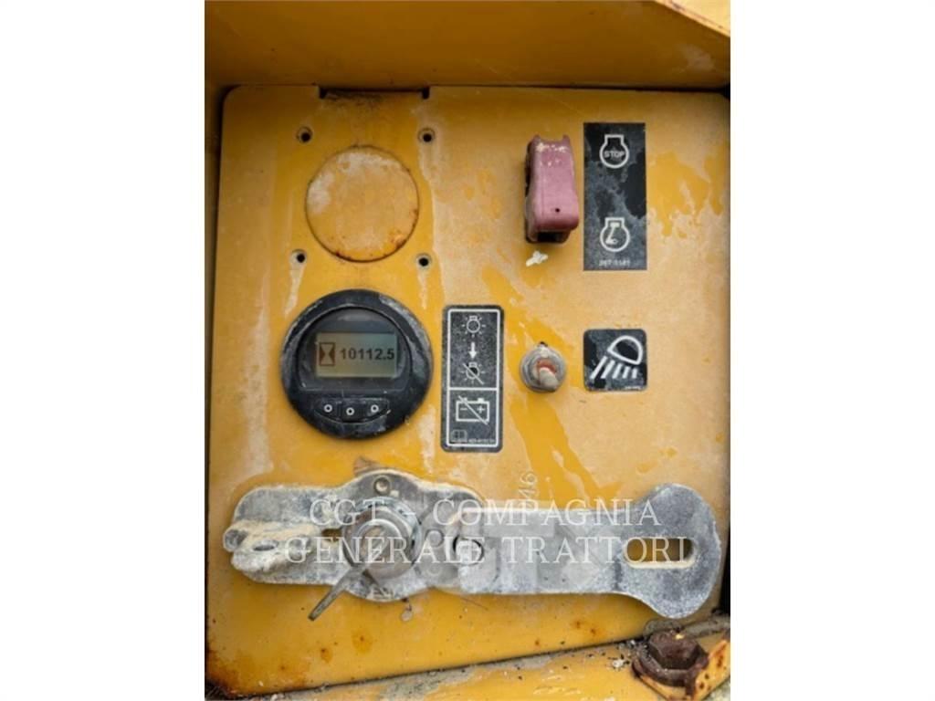 CAT D6T Kāpurķēžu buldozeri