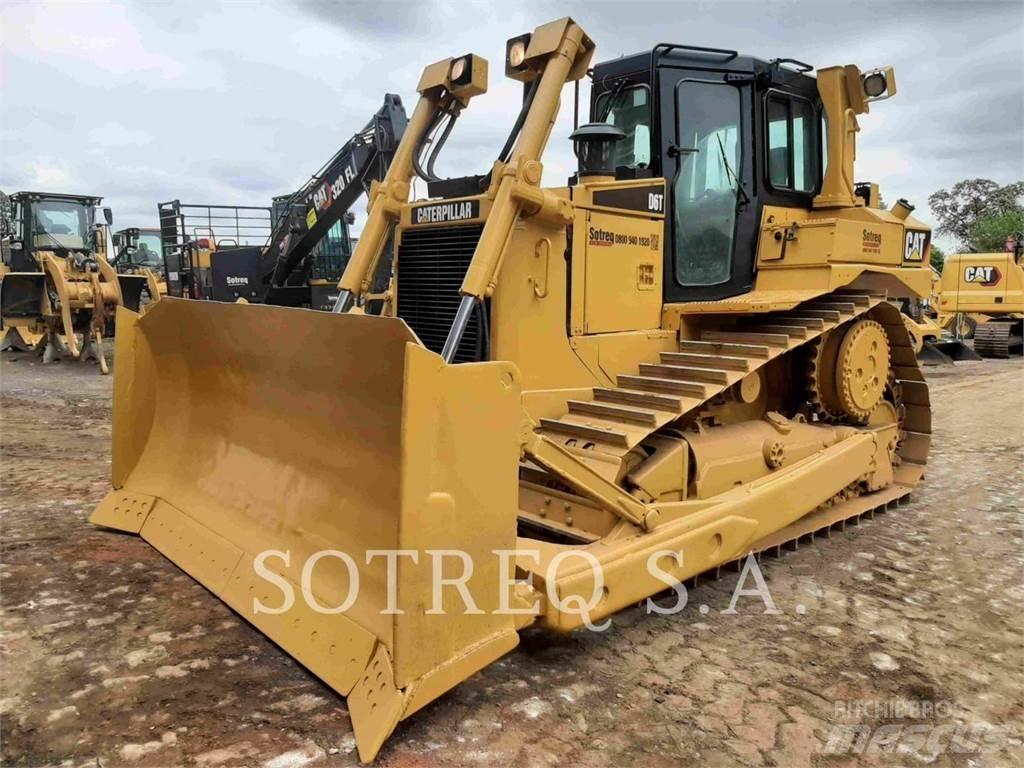 CAT D6T Kāpurķēžu buldozeri