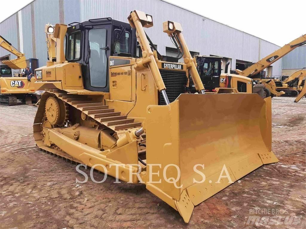 CAT D6T Kāpurķēžu buldozeri