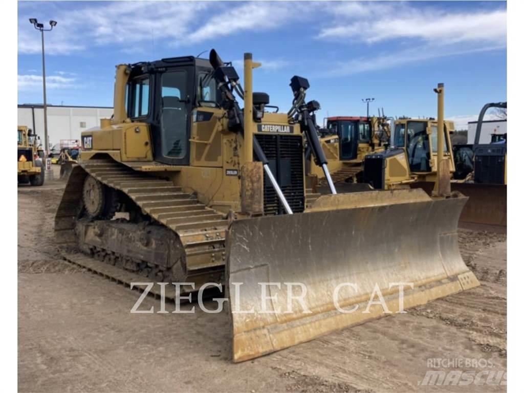 CAT D6T Kāpurķēžu buldozeri