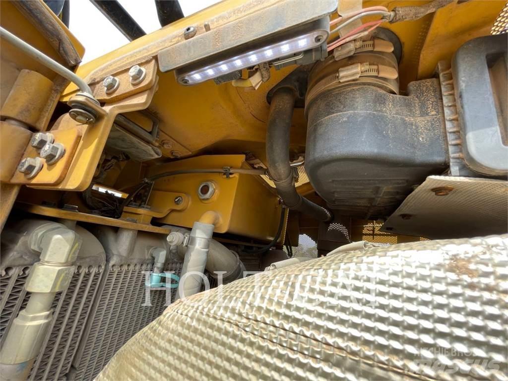 CAT D6T Kāpurķēžu buldozeri