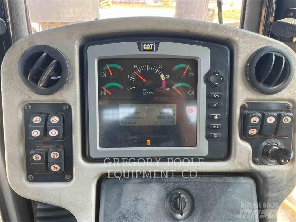CAT D6T Kāpurķēžu buldozeri