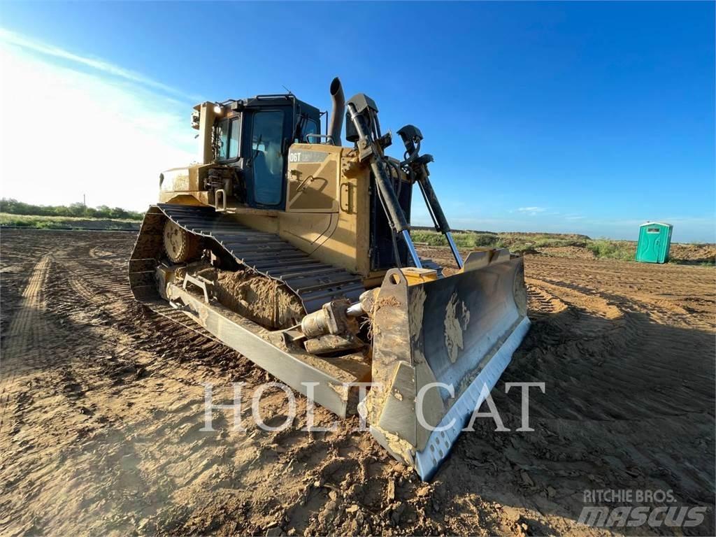 CAT D6T Kāpurķēžu buldozeri