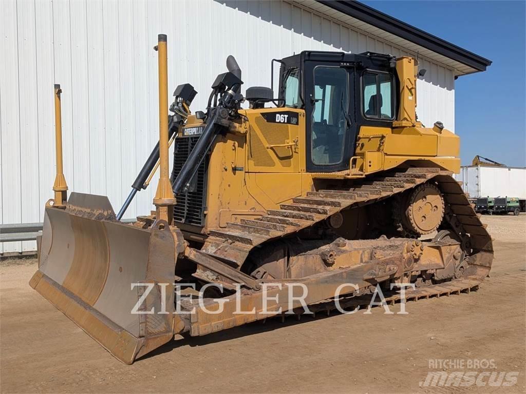 CAT D6T Kāpurķēžu buldozeri