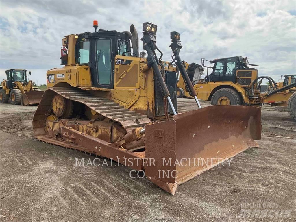 CAT D6T Kāpurķēžu buldozeri
