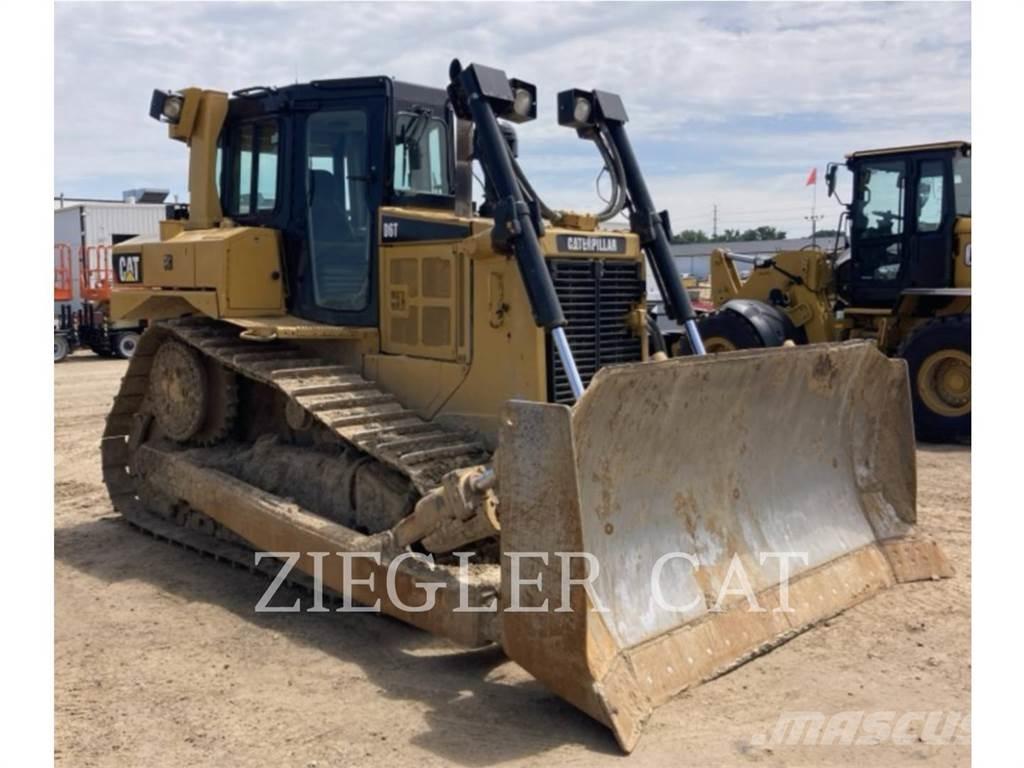 CAT D6T Kāpurķēžu buldozeri