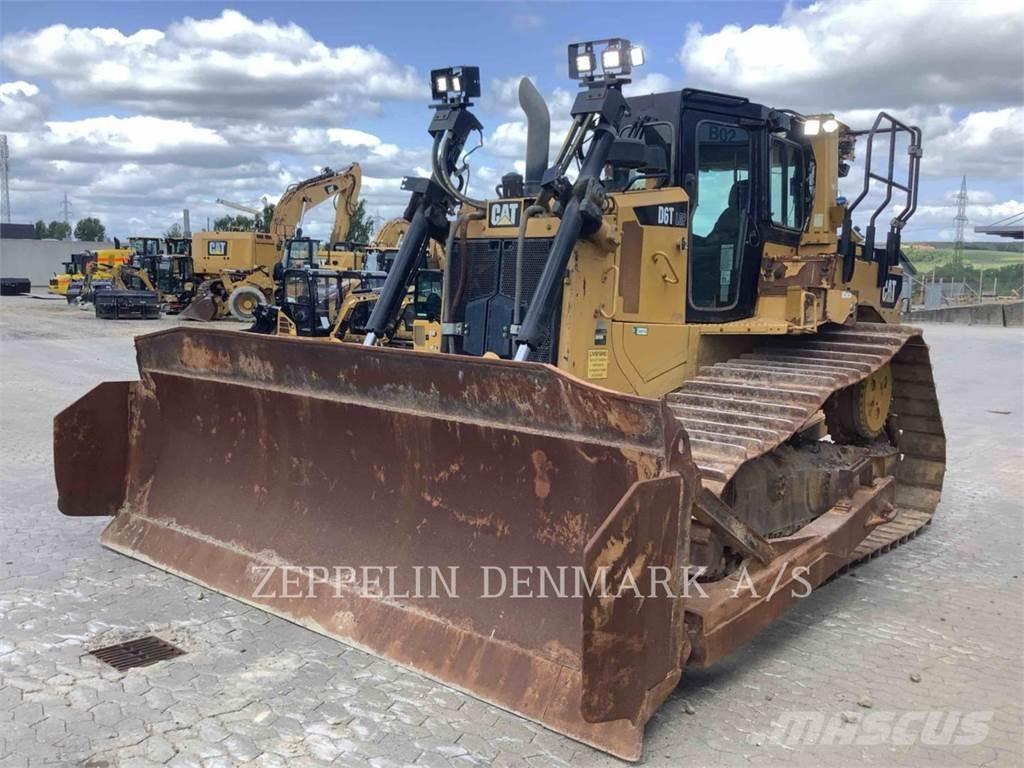 CAT D6T Kāpurķēžu buldozeri