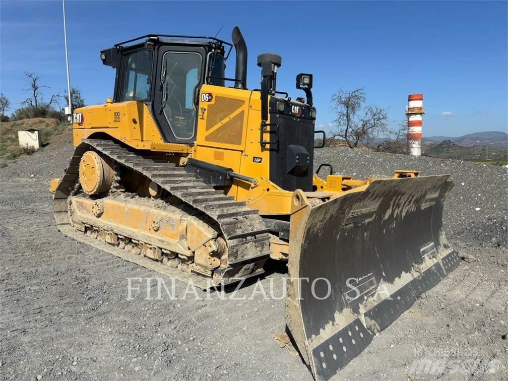 CAT D6T Kāpurķēžu buldozeri
