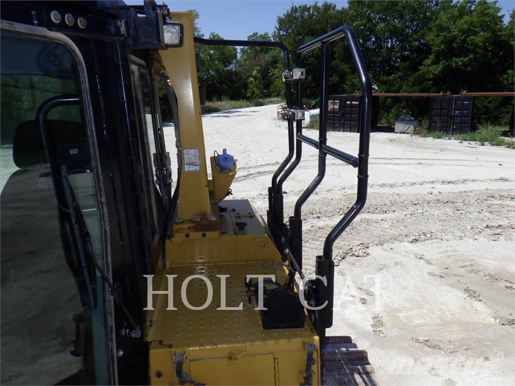 CAT D6T Kāpurķēžu buldozeri