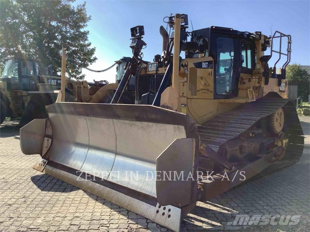 CAT D6T Kāpurķēžu buldozeri
