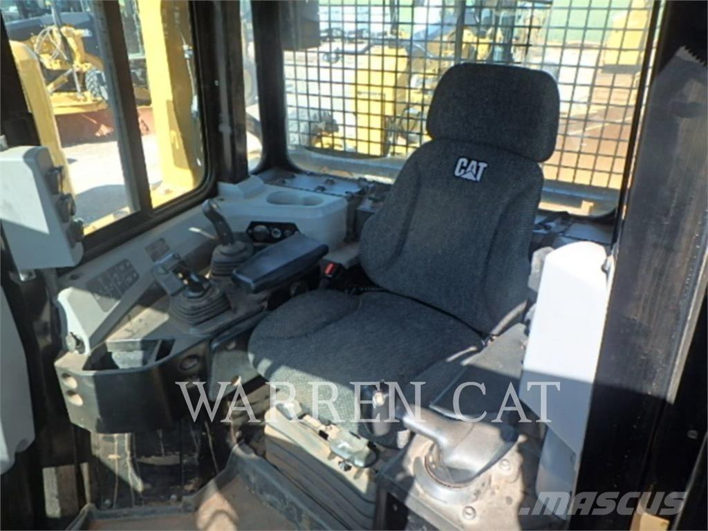 CAT D6T 4XLARO Kāpurķēžu buldozeri