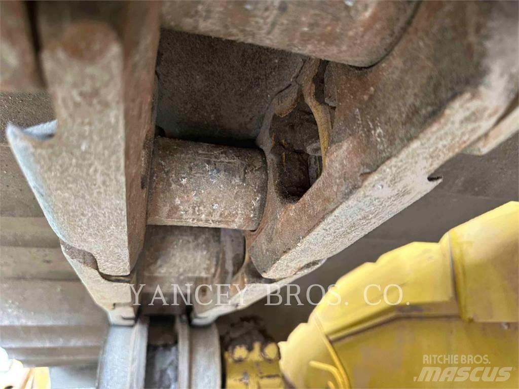 CAT D6T LGP ST Kāpurķēžu buldozeri