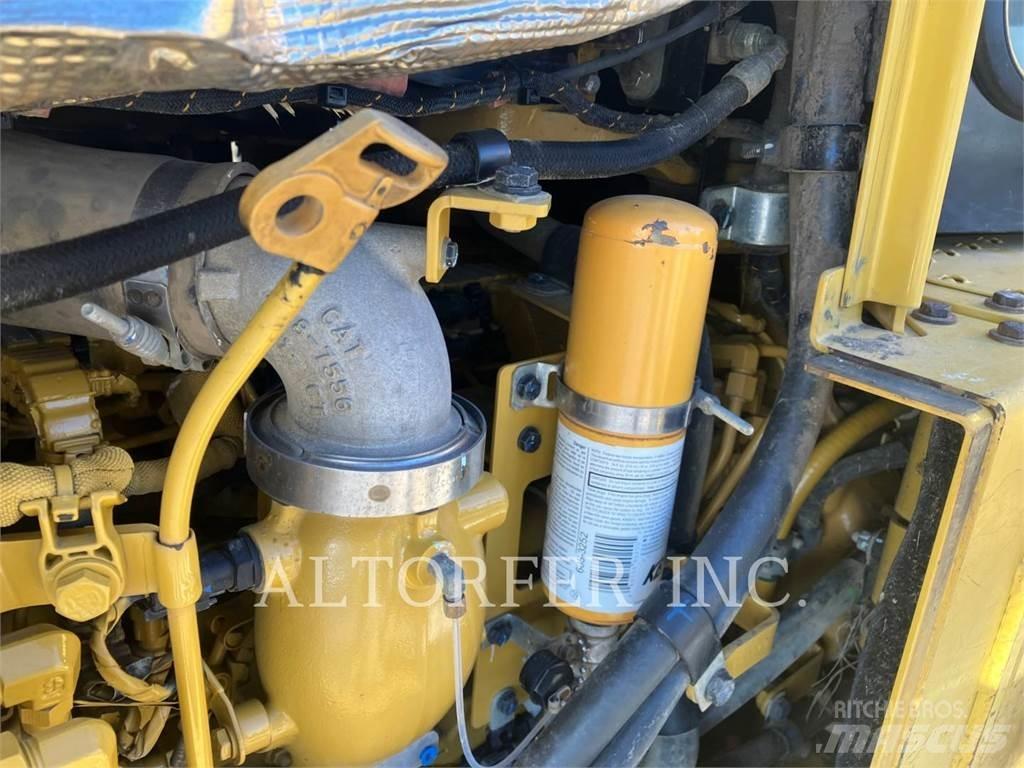 CAT D6T LGPPAT Kāpurķēžu buldozeri