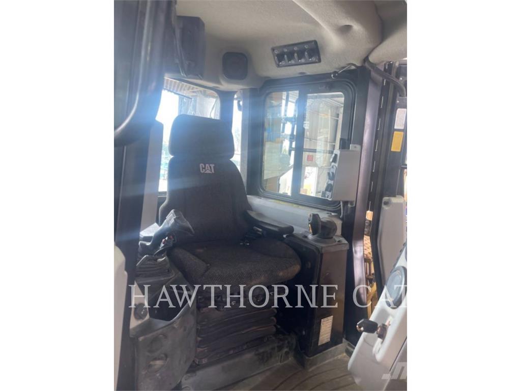 CAT D6T SL Kāpurķēžu buldozeri