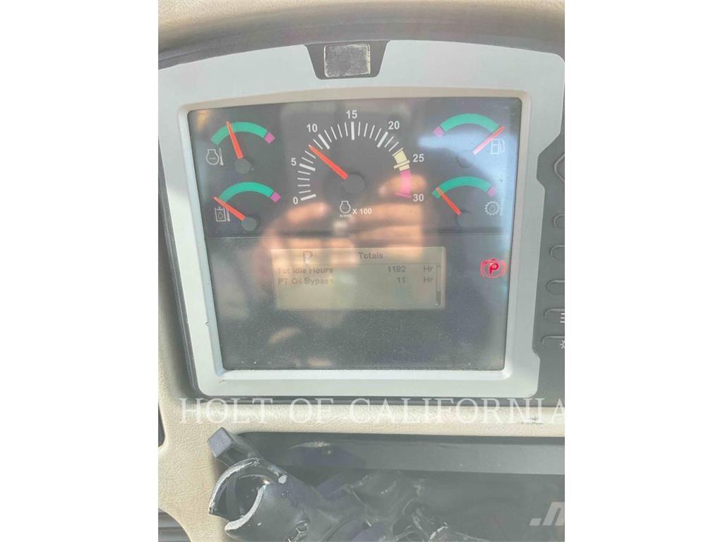 CAT D6TLGP Kāpurķēžu buldozeri