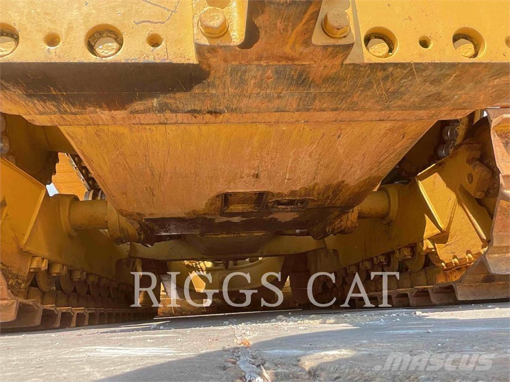 CAT D6TVP Kāpurķēžu buldozeri