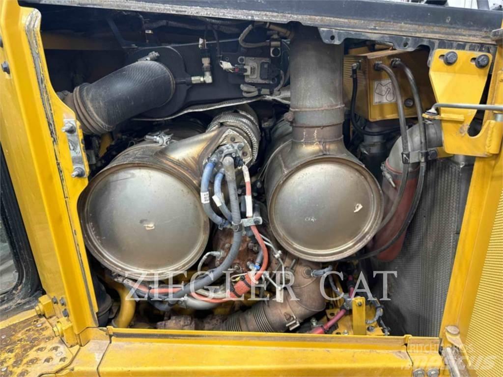 CAT D6XE Kāpurķēžu buldozeri