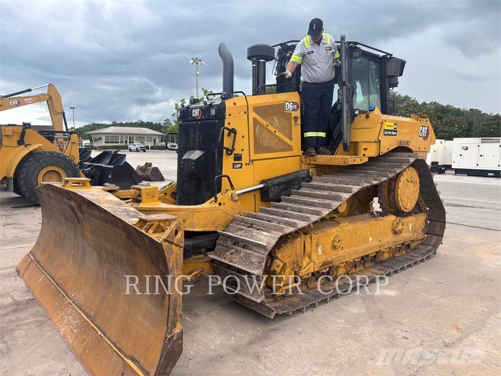 CAT D6XEVPAT Kāpurķēžu buldozeri