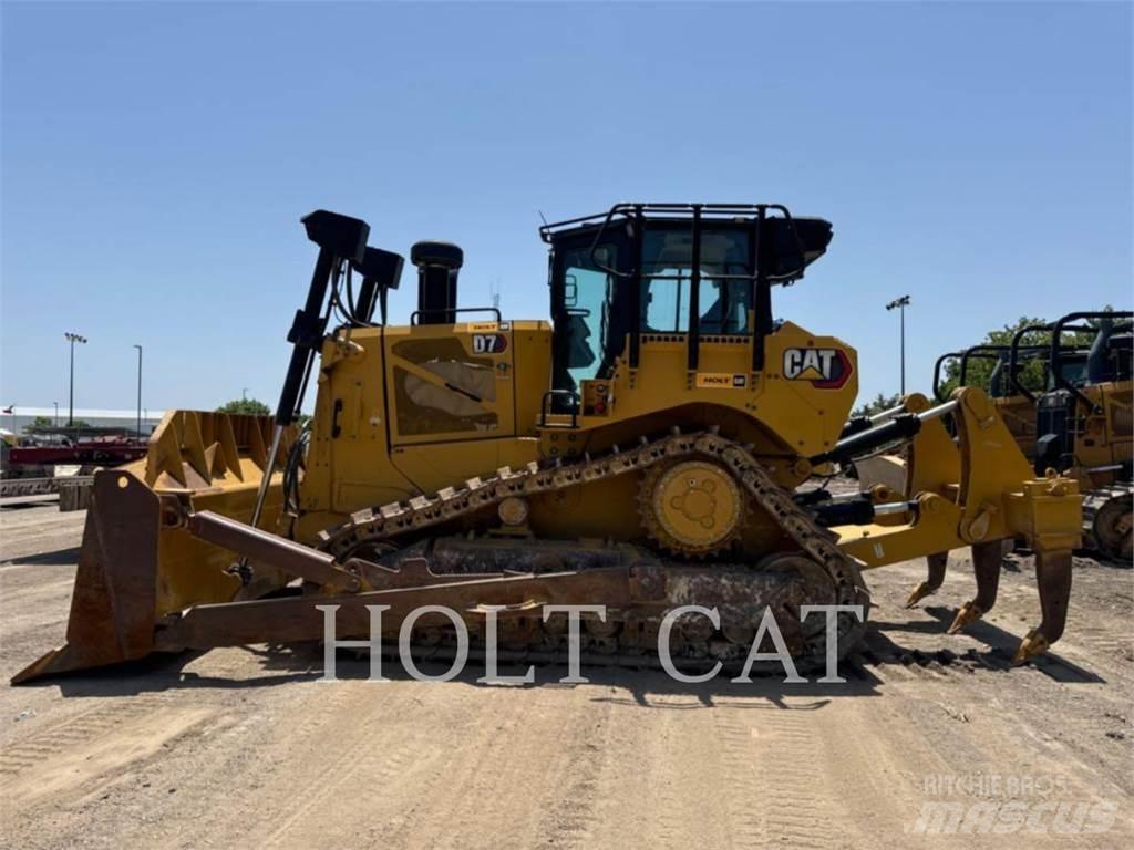 CAT D7 Kāpurķēžu buldozeri