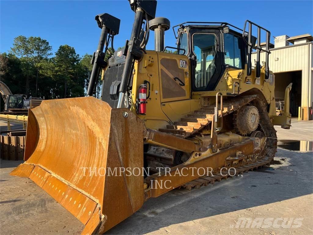 CAT D7 Kāpurķēžu buldozeri